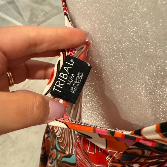 Tribal Resort Red and Black Sweetheart Sundress - Picture 6 of 6